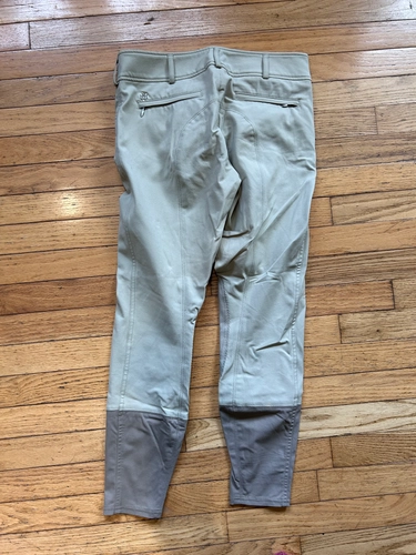 26R Mastermind Molly Breeches