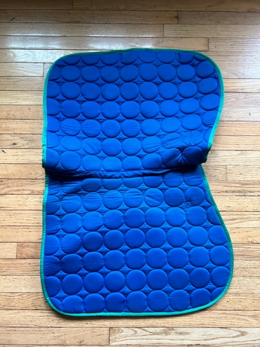 Blue Roma Jump Pad