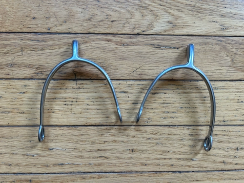 1" Curved Flat Tip Spurs