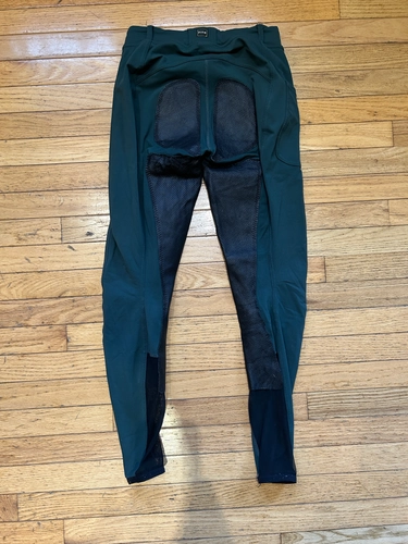 Medium Hunter Green Fits Full Seat Breeches
