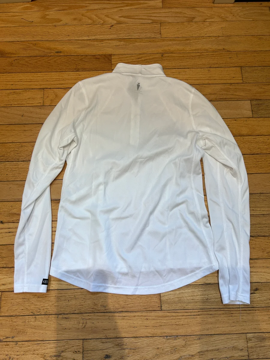 Medium White Kerrits Show Shirt 