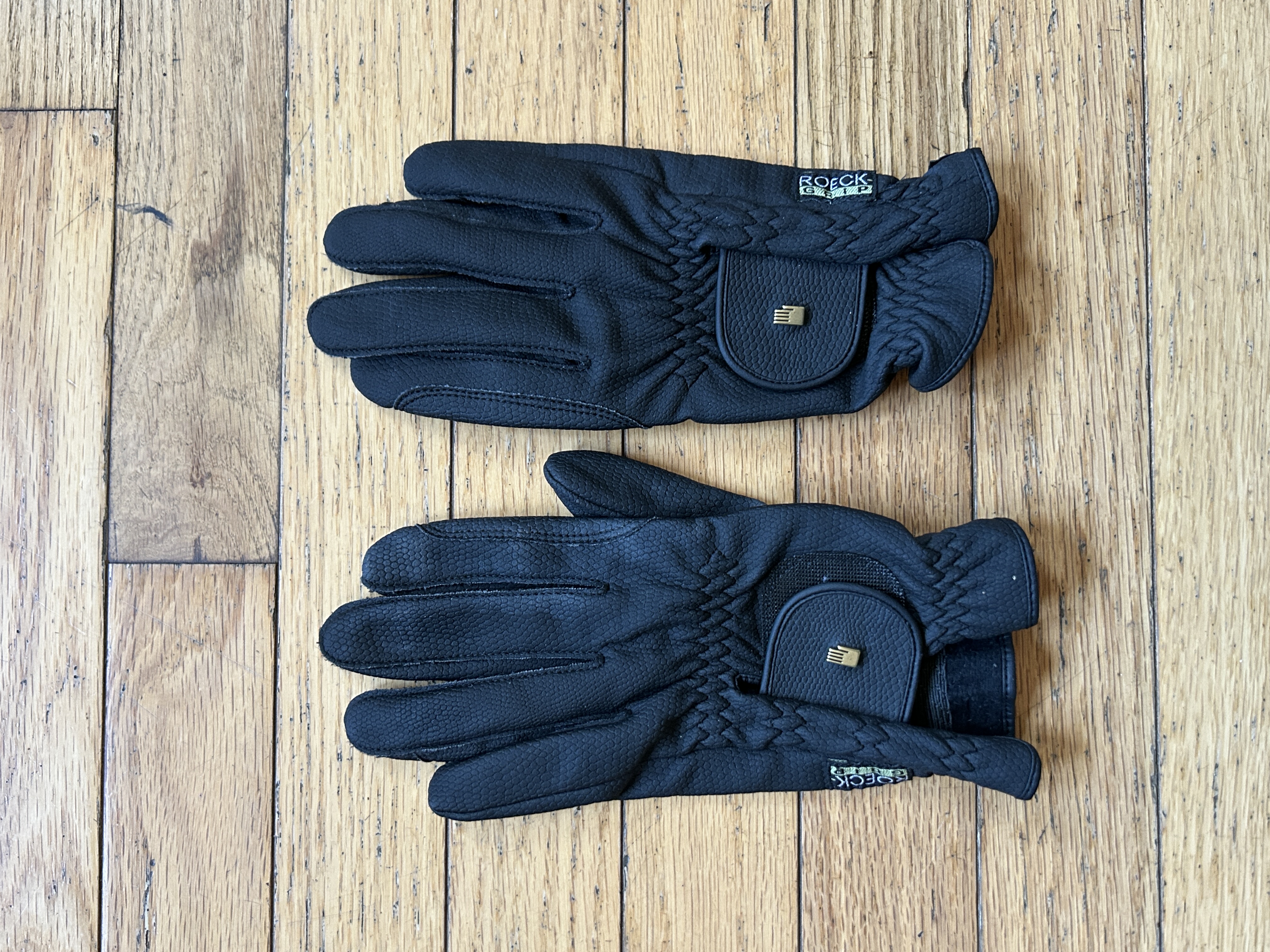 8 Black Leather Roeckel Gloves