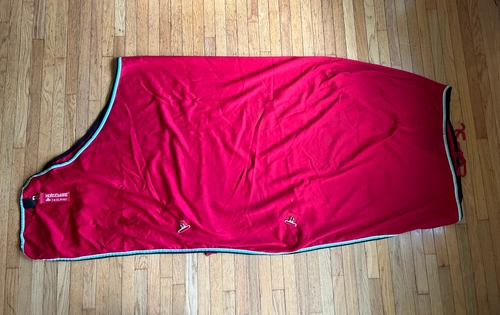 84" Red Horseware Amigo Cooler 