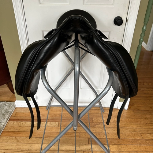 17" Prestige Academy