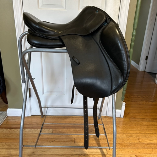 17.5" Stubben Aramis II