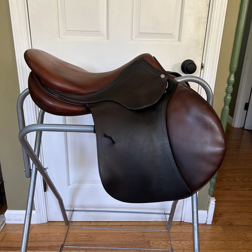 17" Antares Hampton Classic