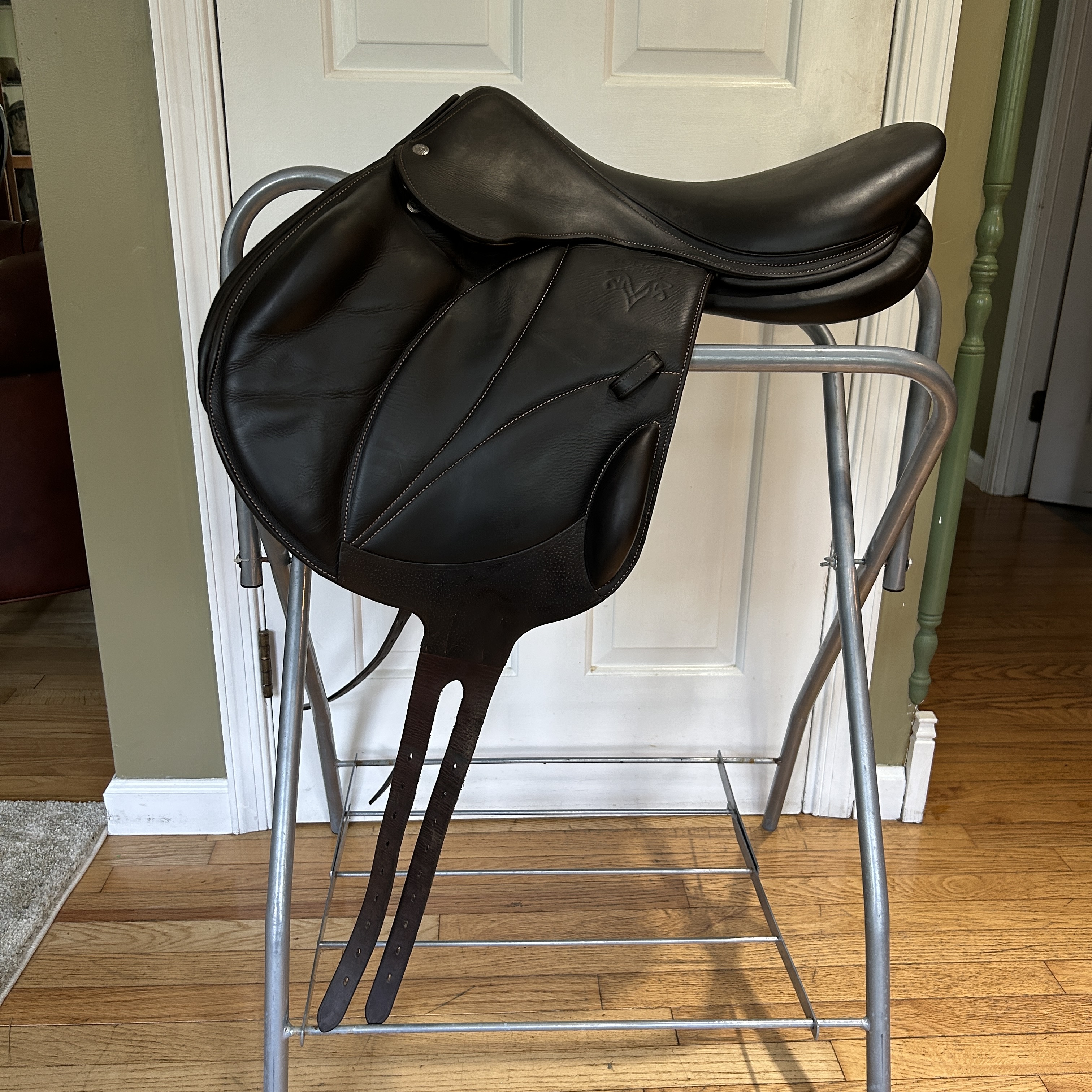 18" Voltaire Lexington