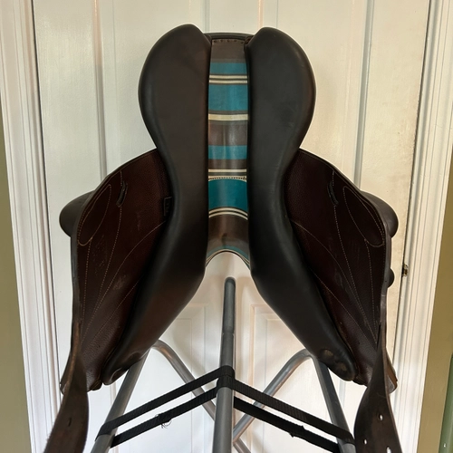 18" Voltaire Lexington