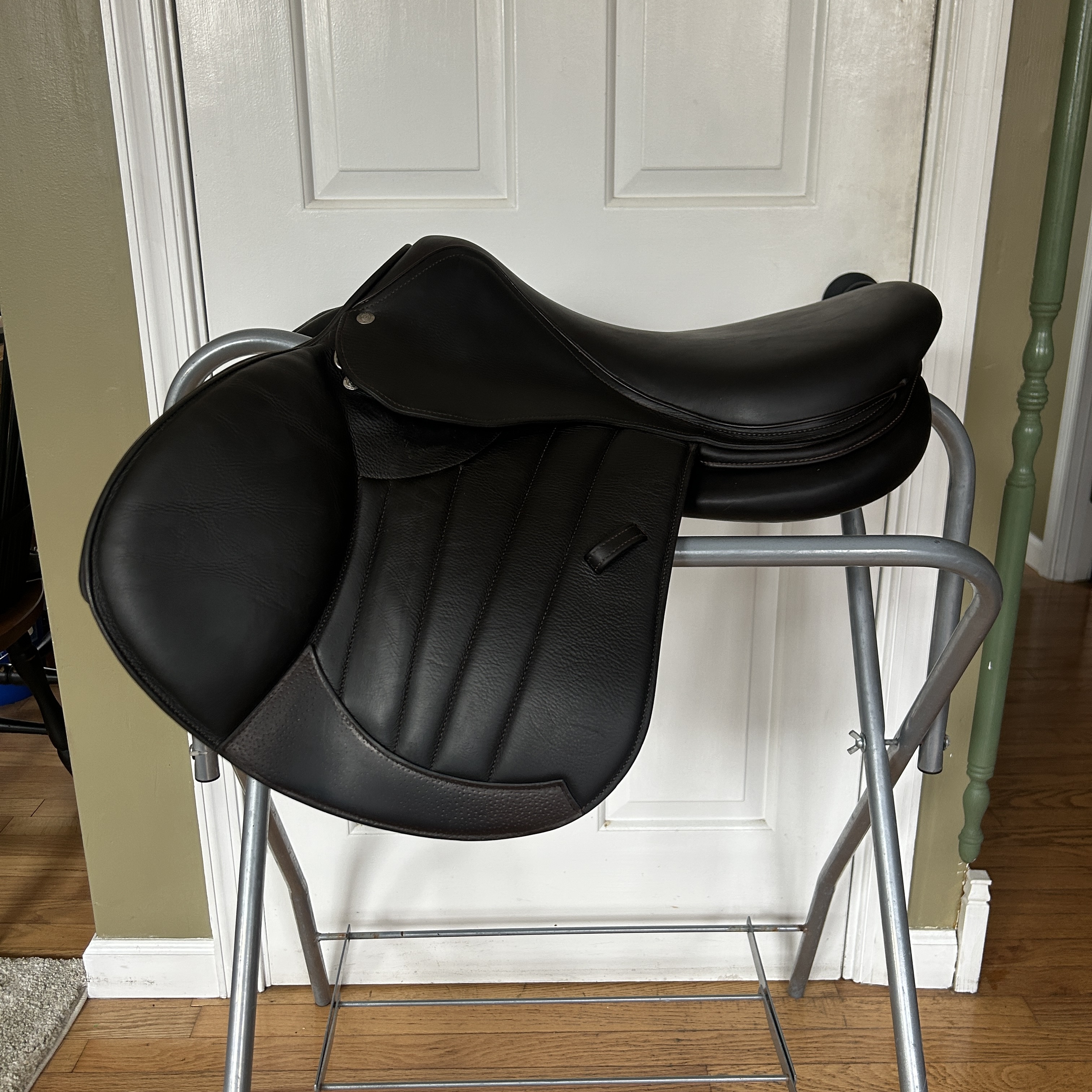 17.5" Forestier Seoul