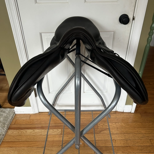 17.5" Forestier Seoul