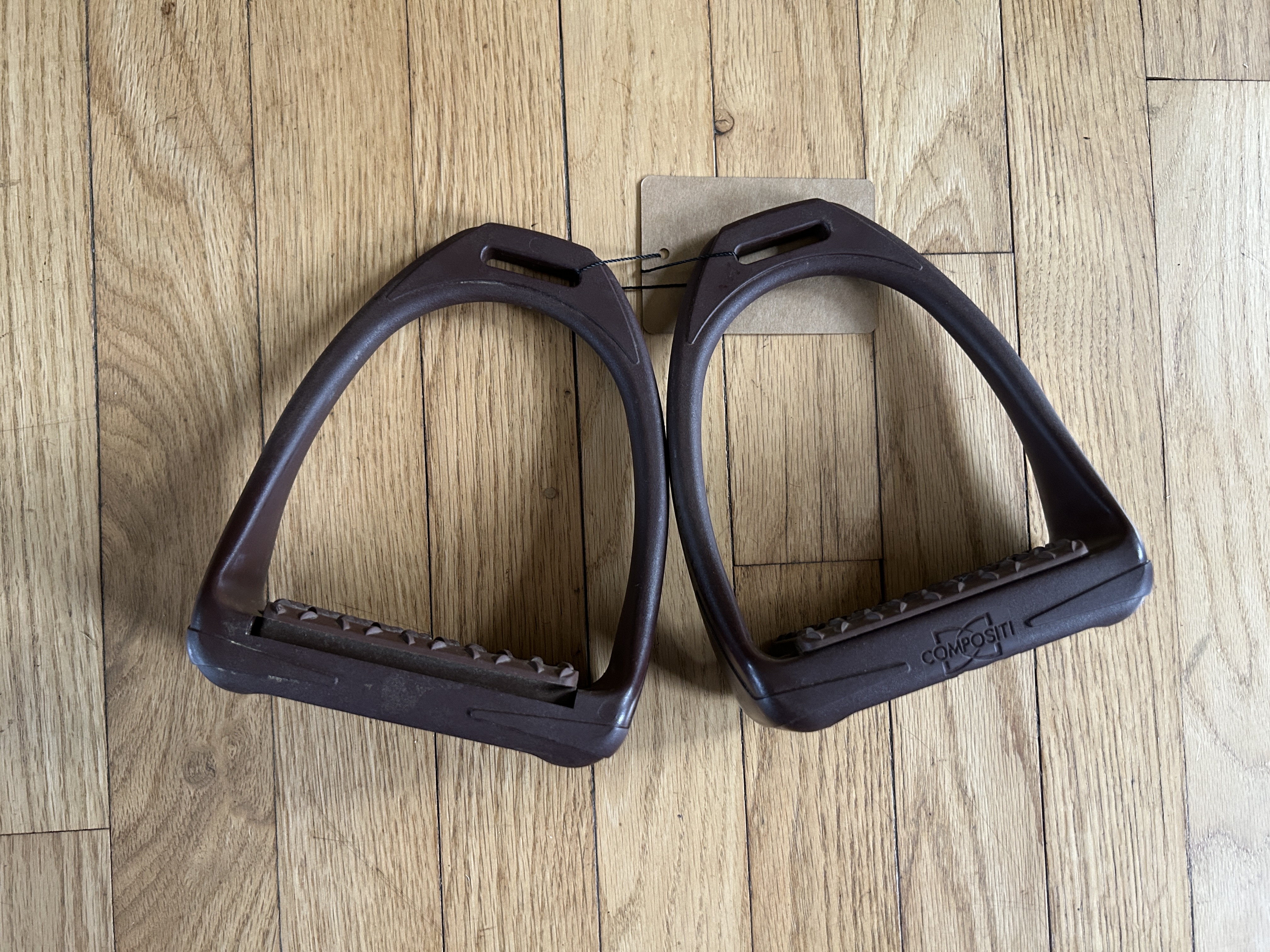 4.75" Compositi Stirrups