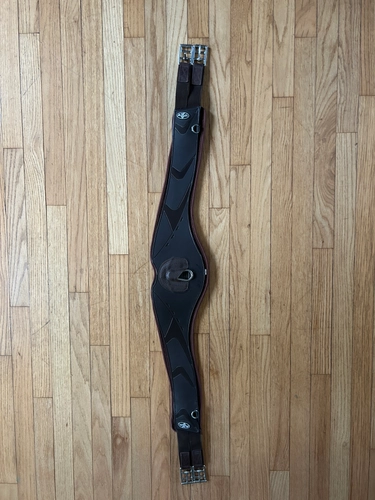 48" Pro Choice Contoured Jump Girth