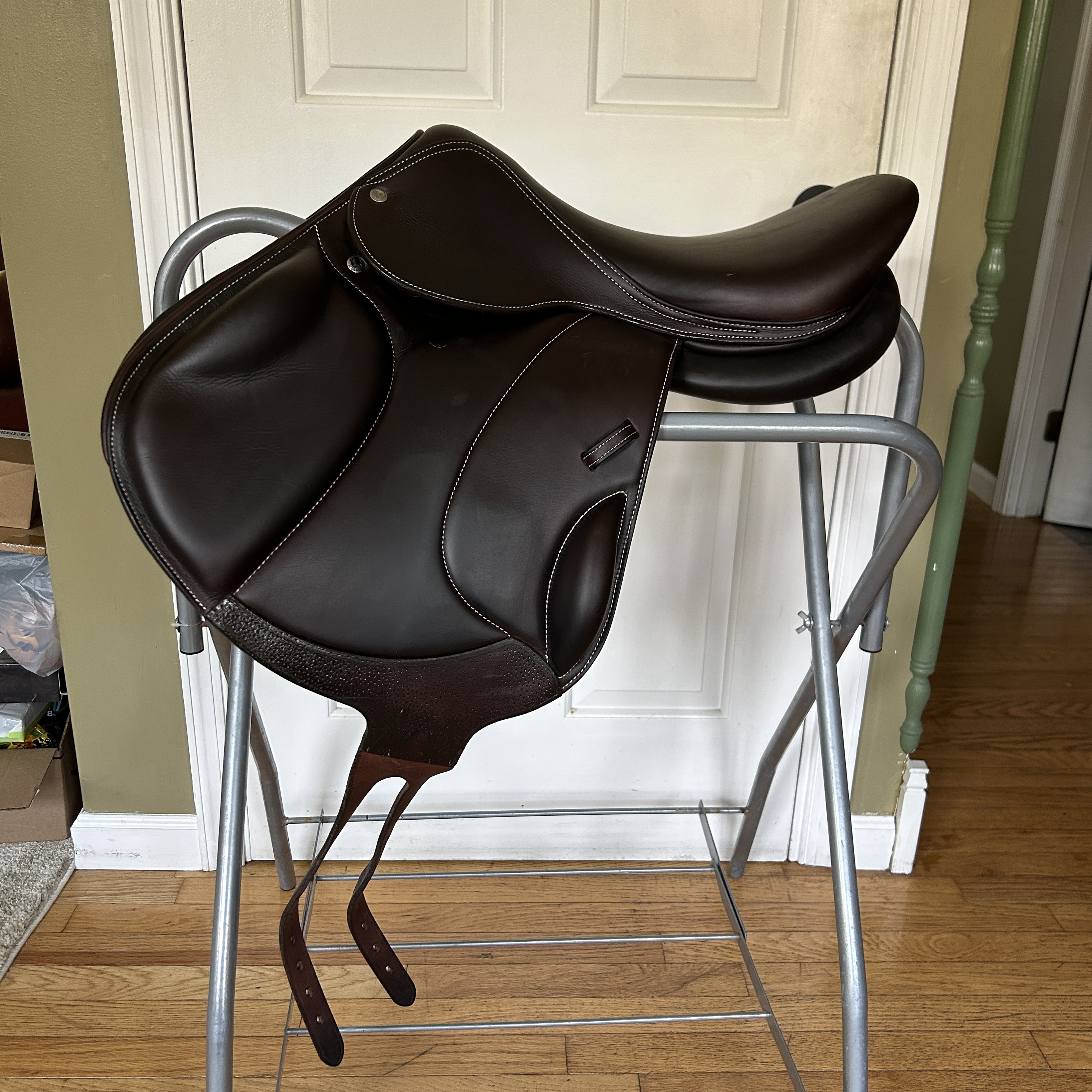 17" Voltaire Essential