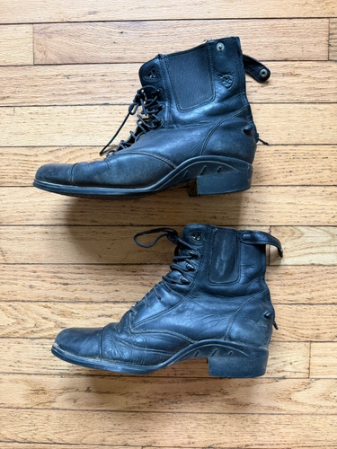 10B Black Ariat Paddock Boots
