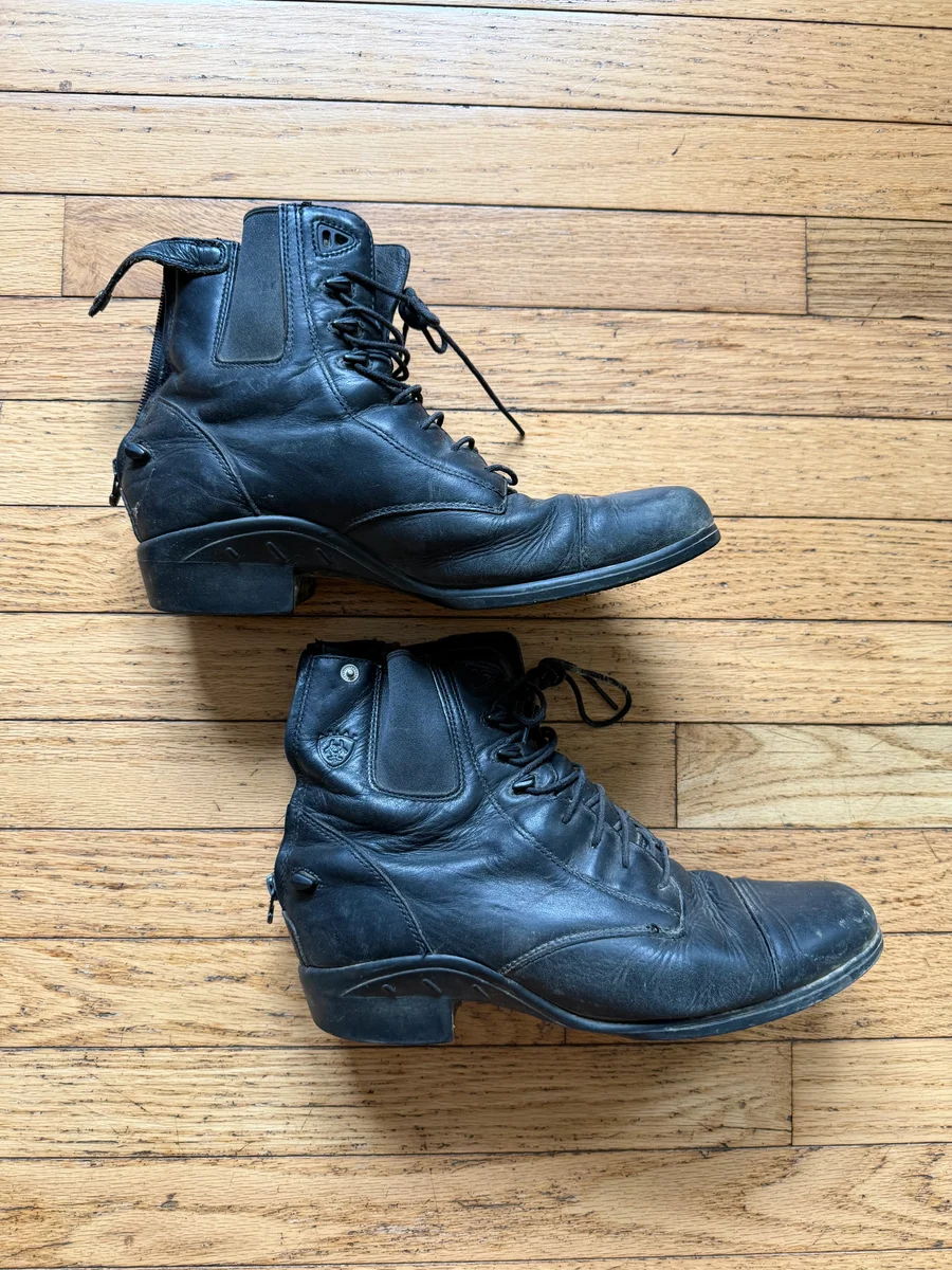 10B Black Ariat Paddock Boots