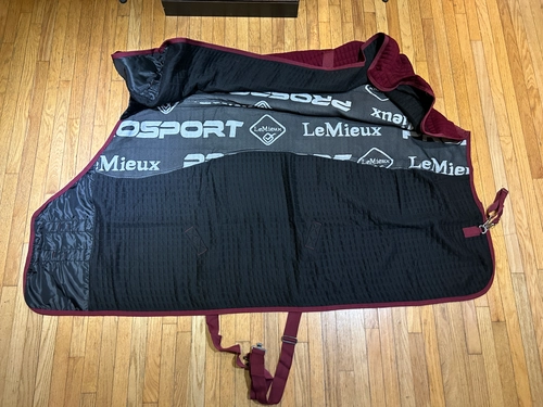 81" Burgundy LeMieux Thermo Cool Cooler