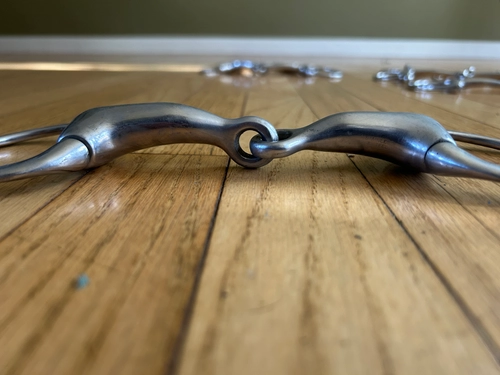 4.75" Korsteel Hollow Eggbutt Snaffle