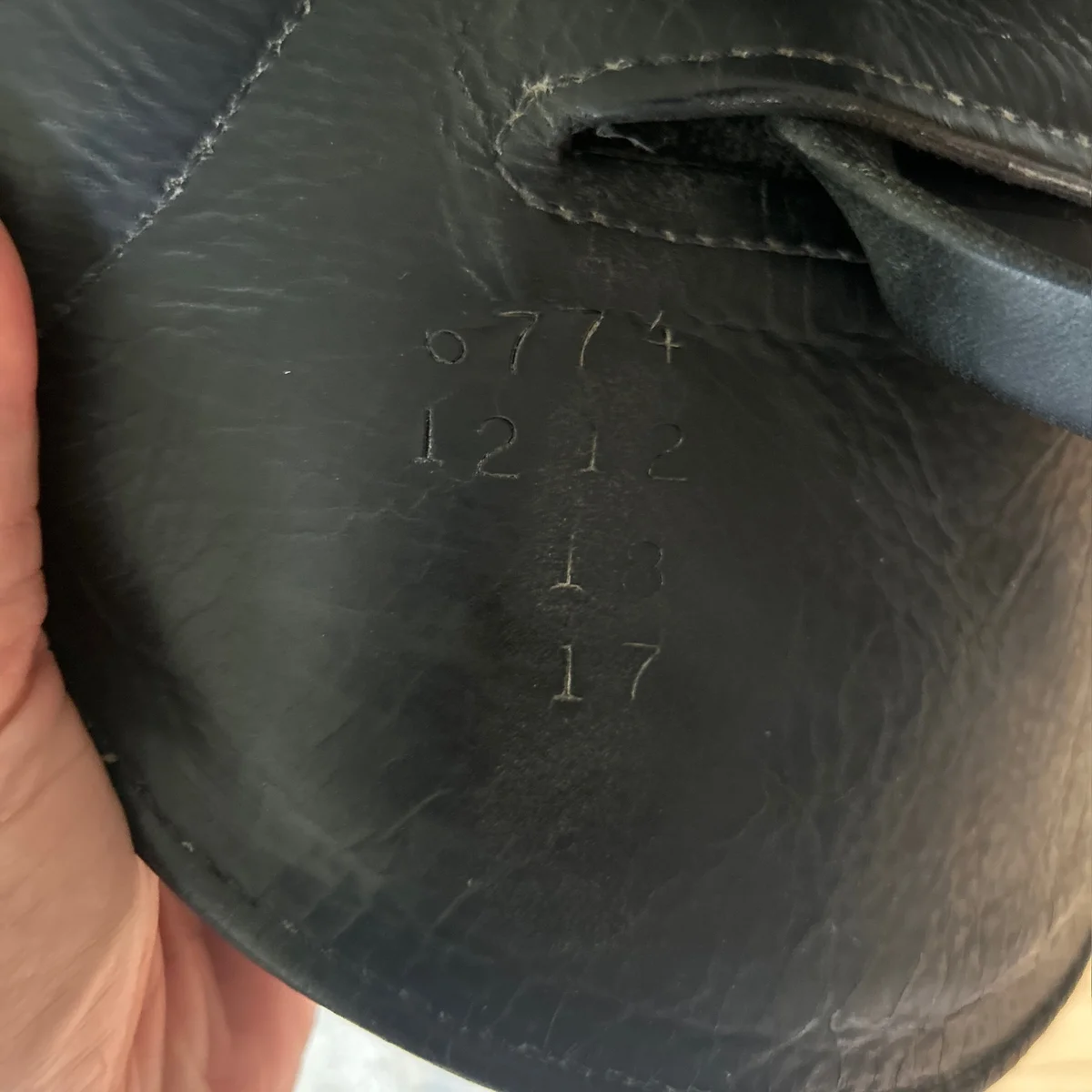 17.5" Custom Saddlery Icon Flight