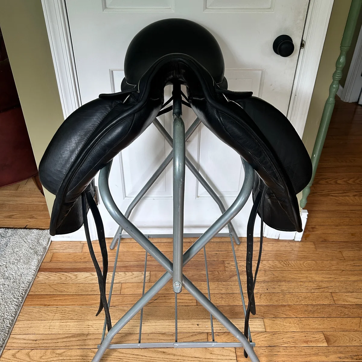 17.5" Custom Saddlery Icon Flight